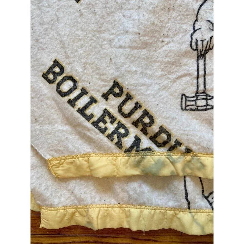 VTG Purdue Throw Blanket Boilermakers Pete Mascot Wool Tapestry Satin Trim Silky